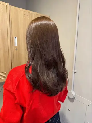 セミロング LOREN＋透明感 オリーブhirokoのヘアスタイル