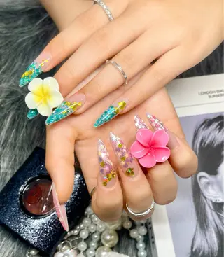 ネイル Aki ❤️のネイルデザイン