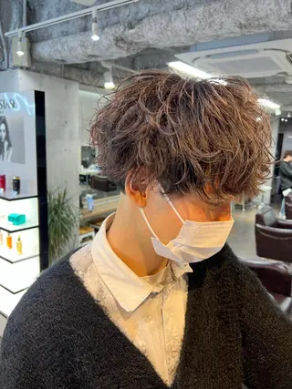 ショート メンズ ネイル マツエク・マツパ アイブロウ スワイプするのちょっ と待った艶髪/透明感のヘアスタイル