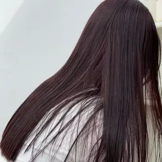 セミロング カラー 諸井 芽のヘアスタイル