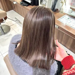 ミディアム カラー 渡邊楓果／髪質改善 ／カラーのヘアスタイル