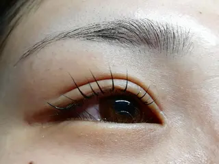 マツエク・マツパ angelux 所属・完全個室サロン🌹 angelux🌹のマツエク・マツパデザイン