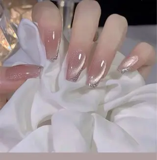 ネイル T•Lee Nailsalon所属・Lily. Leeのネイルデザイン