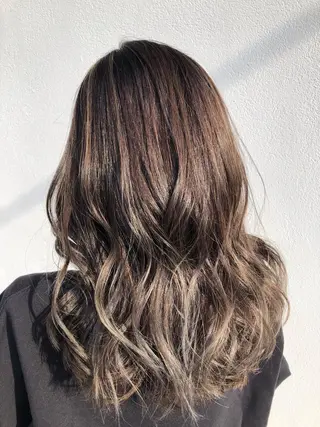 セミロング カラー ⚡️メンズ/波巻き/ 片岡篤宣/水戸⚡️のヘアスタイル