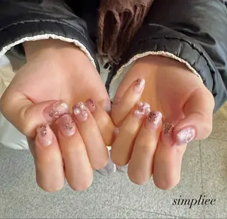 ネイル simpliee Annaのネイルデザイン