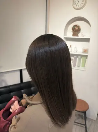 ミディアム はしもとひより /艶カラー🌱のヘアスタイル