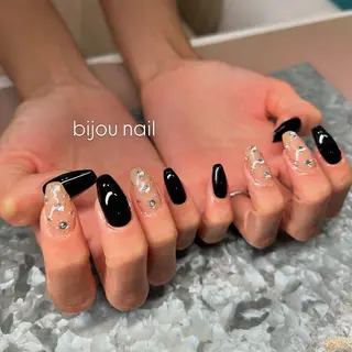 ネイル リピーター率No.1 山岸のネイルデザイン