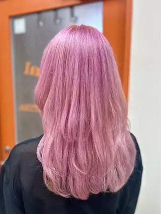 カラー 八馬 那由多のヘアスタイル