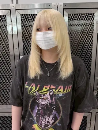 セミロング カラー WICO新宿所属・🤍WICO ゆか🤍のヘアスタイル