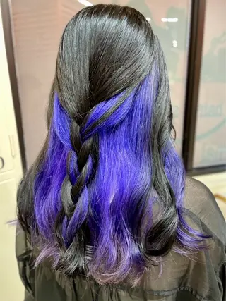 カラー 八馬 那由多のヘアスタイル