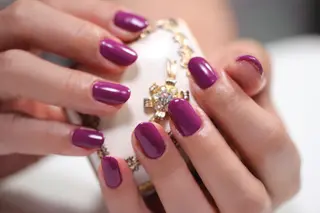 ネイル ママリンド　志村坂上店所属・しみ えんのネイルデザイン