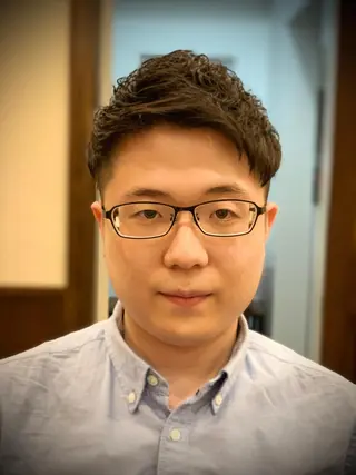 ミディアム HIRO銀座　バーバーショップ丸の内所属・ヒロ銀座 林のヘアスタイル