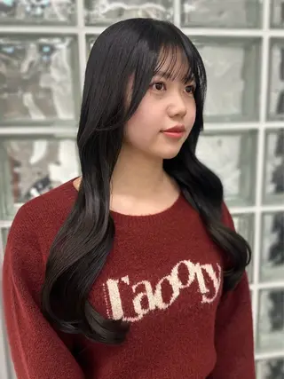 カラー 秋永 鈴のヘアスタイル