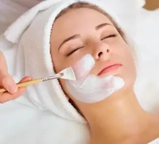 Lis Roseフェイシャルサロン所属・Lis Rose🥀 フェイシャルサロンのエステ・リラクイメージ