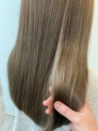 ロング カラー PUUR所属・🍒鈴木 エミリ🍒のヘアスタイル