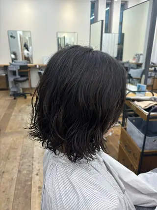 ミディアム カラー パーマ よこやま なぎさのヘアスタイル