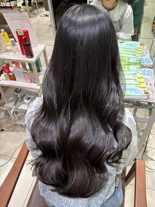 ロング カラー ヘアアレンジ 及川 咲花のヘアスタイル