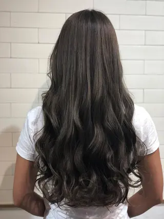 ロング カラー 🤍髪質改善➕透明感 カラー🤍川上葵のヘアスタイル