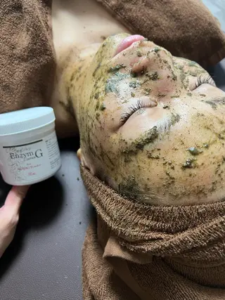 Beauty   Salon  Adiy所属・Adiy ikumiのエステ・リラクイメージ