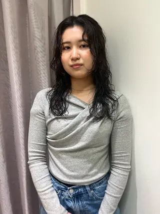 セミロング パーマ 松村 澪里のヘアスタイル