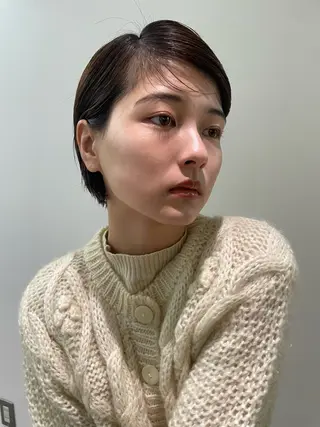 ショート レイヤーパーマ、ボブ 小須田ゆあのヘアスタイル