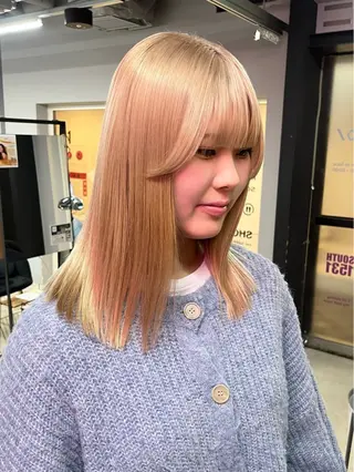 ミディアム col sapporo所属・あざと可愛い💓 盛れる顔まわり/uiのヘアスタイル