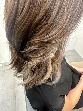 カラー はらゆか🦄レディー スカット🧸のヘアスタイル