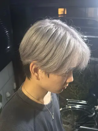 メンズ あやめ🪽 オリーブ/ハイトーンのヘアスタイル