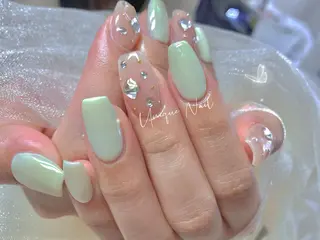 ネイル UniqueNail 長さだし専門店のネイルデザイン