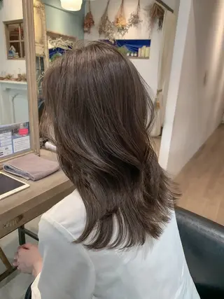 カラー 艶カラー🫧 猿渡 響のヘアスタイル