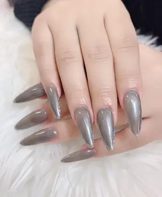 ネイル 佐藤 依娜のネイルデザイン