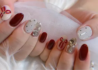 ネイル le'a-レア-【ア イ×ネイル×眉】のネイルデザイン