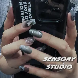 ネイル ジョ ジョのネイルデザイン