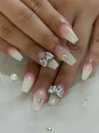 ネイル ✴︎ Delightのネイルデザイン