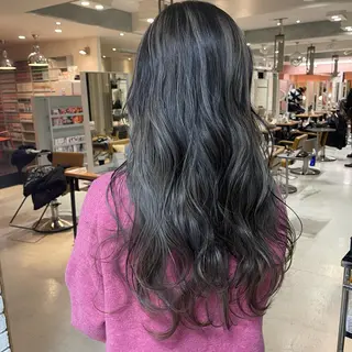 ロング カラー nameless miichiのヘアスタイル