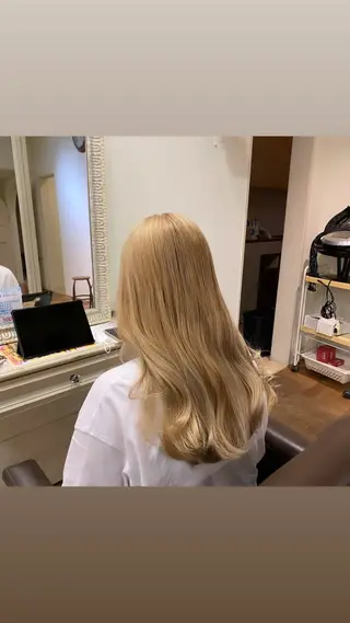 ロング カラー 【nui 茨木】 原田美紅のヘアスタイル