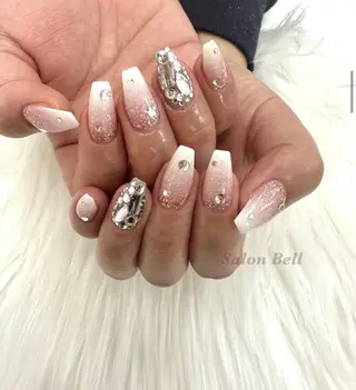 ネイル Bell 富田林店 SAYAKAのネイルデザイン