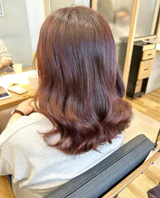 ミディアム ゆうき あすかのヘアスタイル