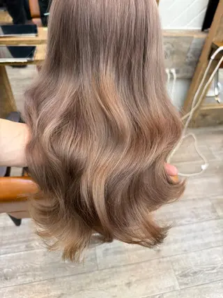 カラー WATARU/ 韓国風巻き髪のヘアスタイル