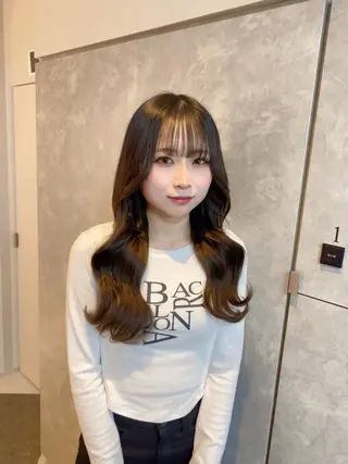 ロング ガルボヘアー心斎橋所属・プルエクステカラー専 門店ガルボヘアーのヘアスタイル