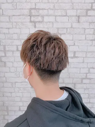 ショート カラー ヘアアレンジ メンズ ブリーチなし艶カラー 東家のヘアスタイル