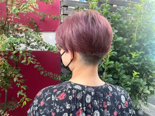 ショート カラー Eleanor立川北口所属・🦋YUI 髪質改善 ブリーチ 着付け🦋のヘアスタイル