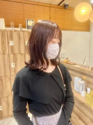 ミディアム カラー Oasisgarden所属・レイヤー/ブリーチ MOMOのヘアスタイル