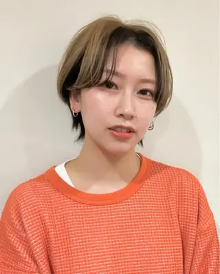 ショート カラー 小島 千夏のヘアスタイル