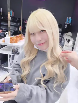 ロング カラー パーマ ヘアアレンジ メンズ キッズ ネイル マツエク・マツパ アイブロウ ハイトーンNo.1 👩🏼NaGiSaのヘアスタイル