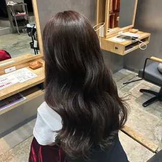 ロング カラー 椋 愛穂のヘアスタイル
