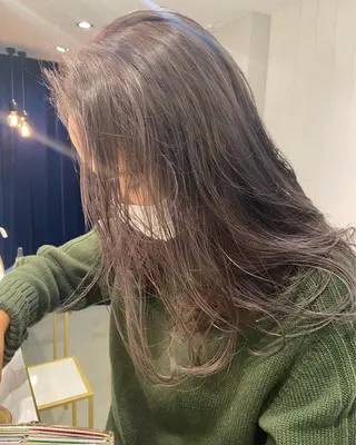 ロング カラー 上原 みちるのヘアスタイル