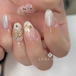 ネイル アトリエ　ミモザ所属・いまむら あかりのネイルデザイン