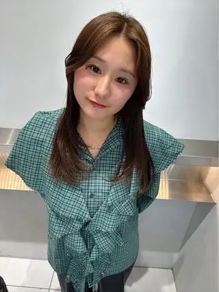 ミディアム 野田 来瑠美のヘアスタイル