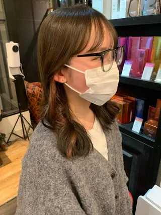 セミロング 米川 沙妃のヘアスタイル